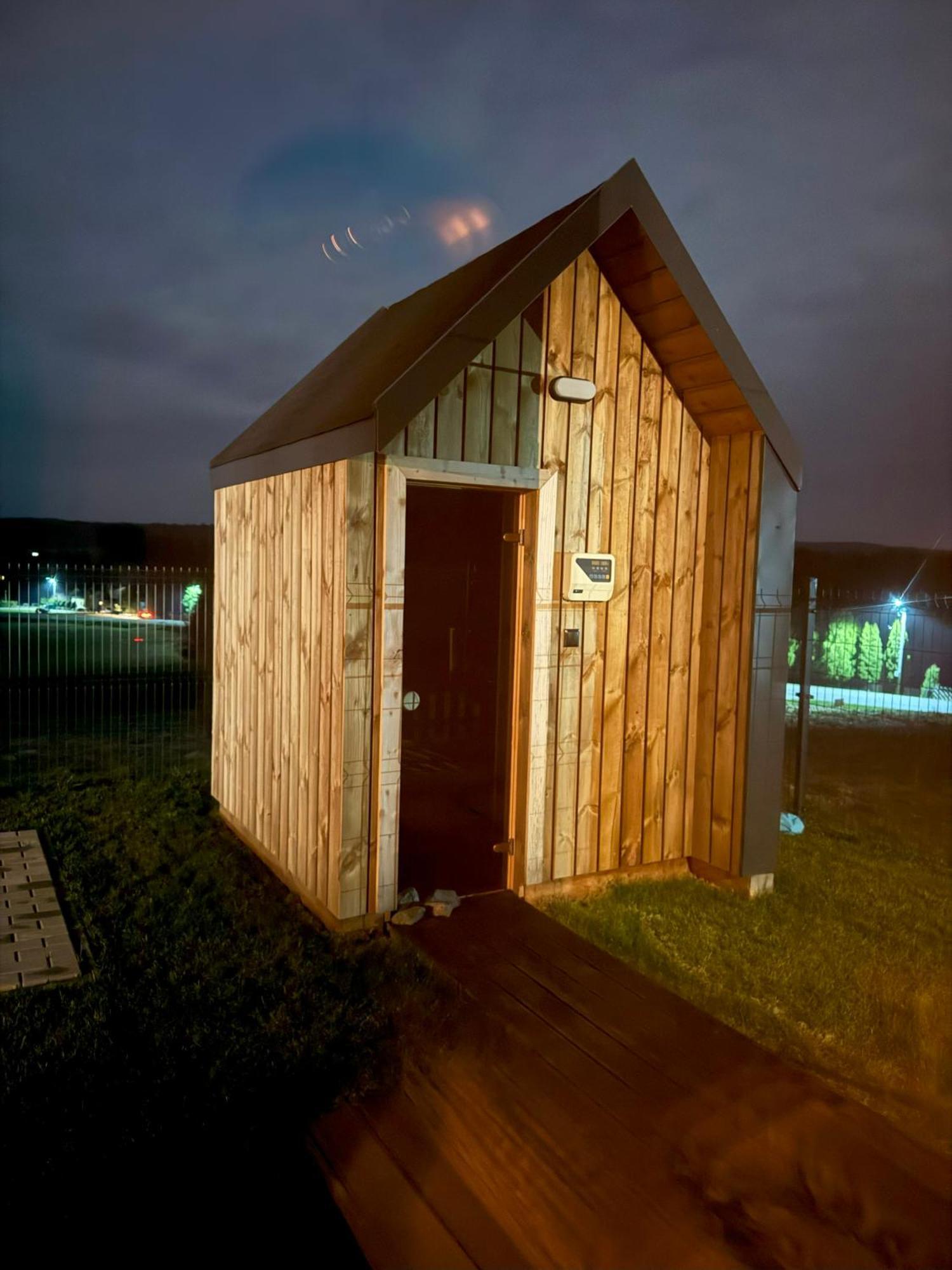 28d Chalet